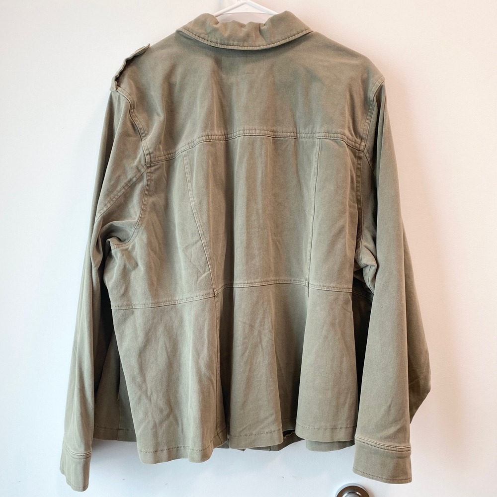 Torrid Jacket Womens 4X Green Utility Military Button Up Stretch Twill Epaulette - Picture 13 of 14
